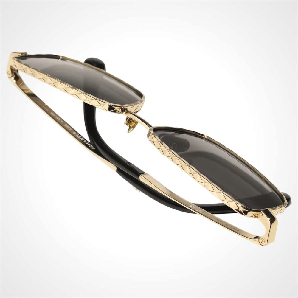 New CHANEL Sunglasses Gold 58mm Metal Rectangular Quilted Grey Gradient Lens - Picture 3 of 5